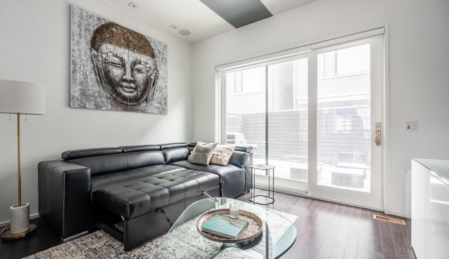 GLOBALSTAY. Exclusive 3BR Townhouse. HOT TUB. Downtown Toronto