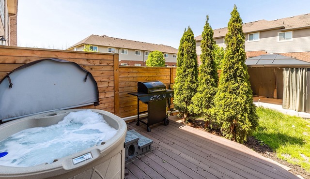 GLOBALSTAY. Modern 3-4 Bedroom Town