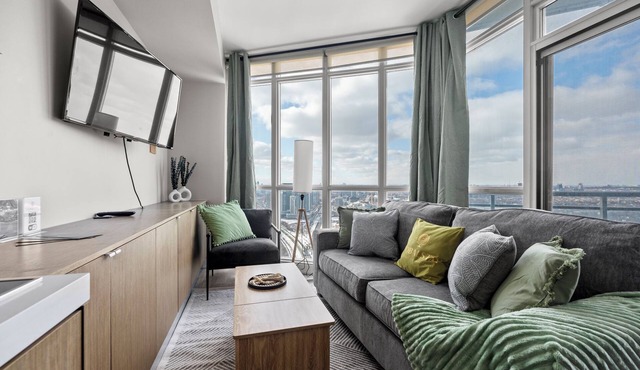 GLOBALSTAY One Bedroom with King bed Condo in Downtown