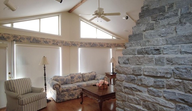 GLOBALSTAY. Waterfront Cottage