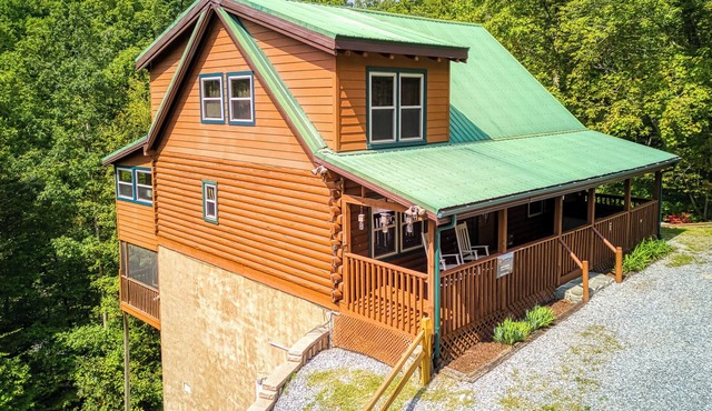 Glori's Retreat - $560 of FREE tickets for each paid day