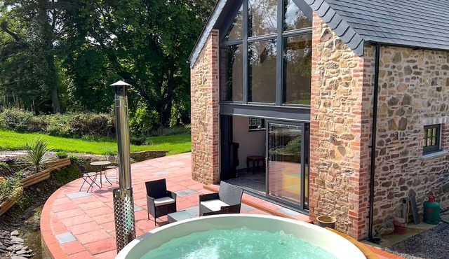 Gloriously rural, Y Felin is a fantastic luxury barn conversion in Pembrokeshire