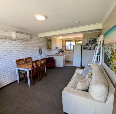 Gloucester - 2 Bedroom Apartments