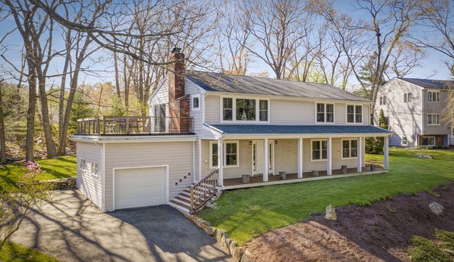 Gloucester Ocean View Escape! Calm, Design-Forward & Minutes to Downtown