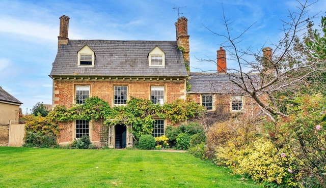 Gloucestershire House