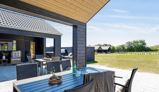 "Glum" - 200m from the sea by Interhome