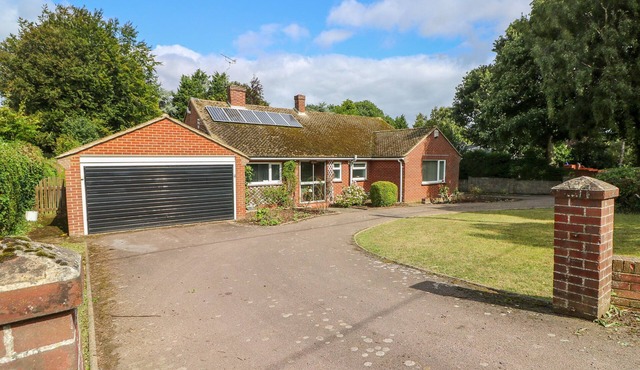 GLYNDE, pet friendly, with a garden in Deal