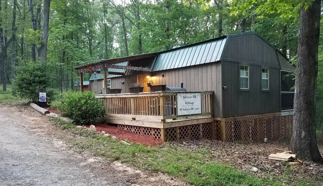 Gnome Hill Cottage - A Rustic Pet-Friendly Cottage In The Woods