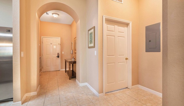 Go!#12 - BAHAMA BAY - Three Bedroom Resort, Sleeps 6