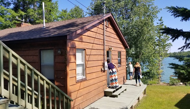 Go Bearfoot And Relax on Grand Lake