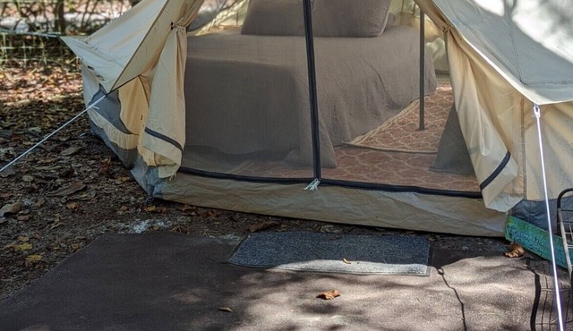 Goat House Farm Stay Cozy Tent