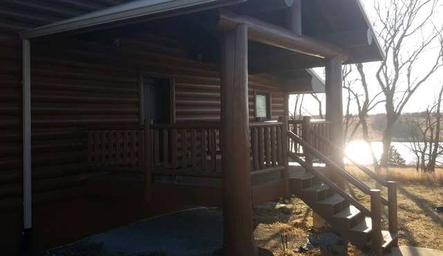 Gobbler Lodge at Dana Farms ~ Perfect Lodge for Family Gatherings ~ Log Home!