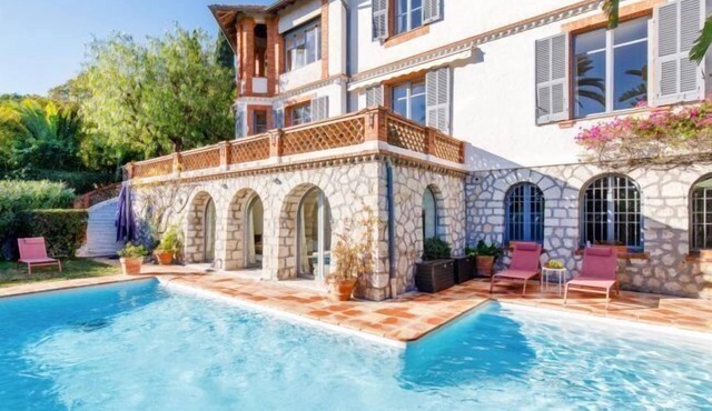 Gogeous provenzal style bastide