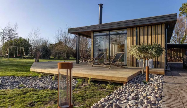 "Goggeløjtebo" close to beach & nature