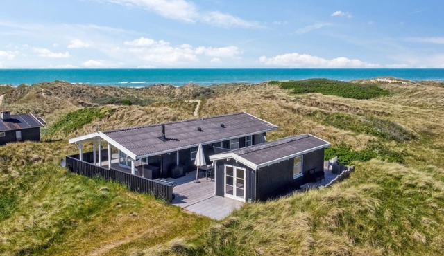 "Gojko" - 140m from the sea by Interhome