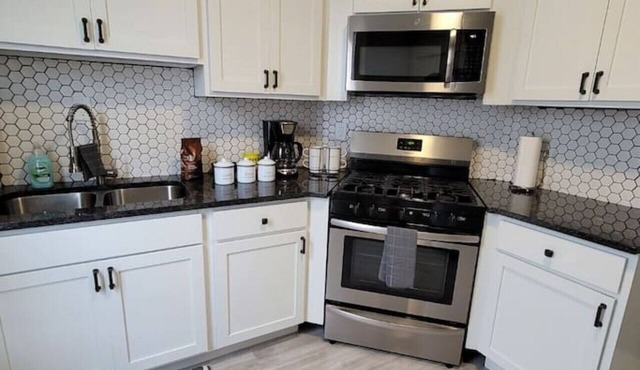 Gold 4 · Retreat Suite