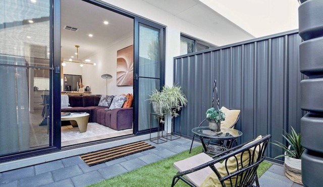 'Gold' - A Private Oasis