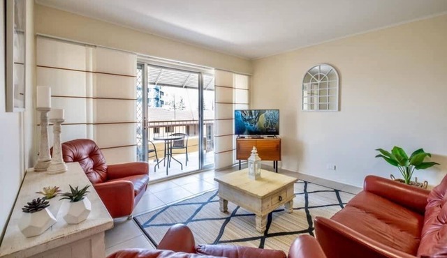 Gold Coast Broadwater Retreat - Sleeps 16