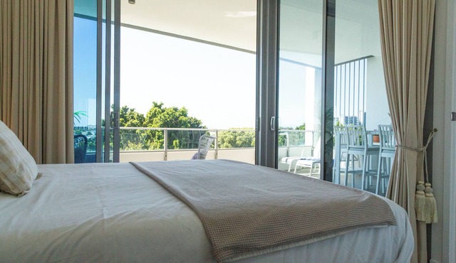 Gold Coast Gem, family sized apartment with pool table and fantastic views