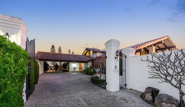 Gold Coast Icon With Opportunity For Subdivision