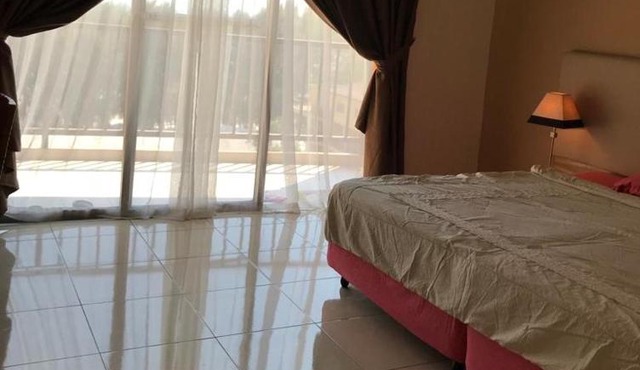 Gold Coast Morib Resort Studio Apartment Pool and Seaview