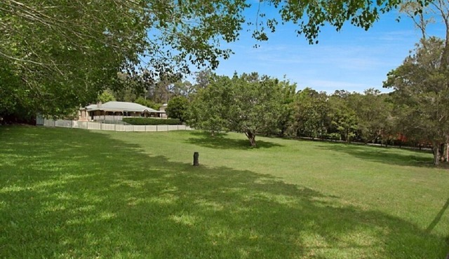 Gold Coast Retreat on acreage-close to attractions