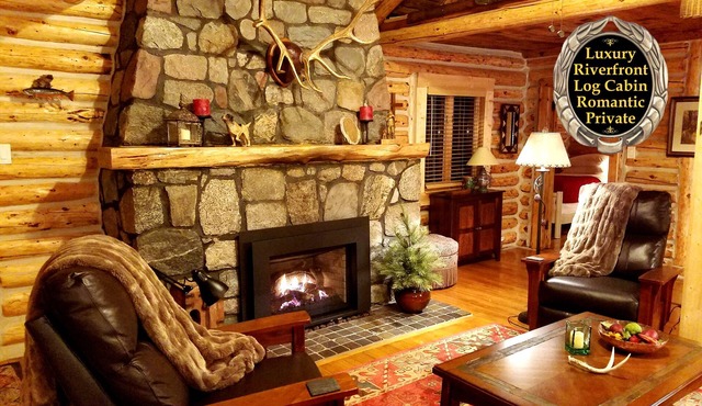 Gold Fox Lodge - Romantic Riverfront Log Cabin - A Piece of Michigan History!