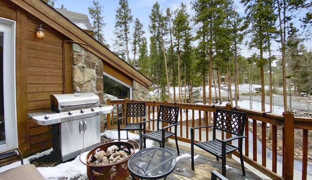 Gold King Chalet 3 Bedroom Townhouse by RedAwning