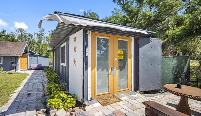 Gold Star Escape – Cozy & Quiet Little Retreat