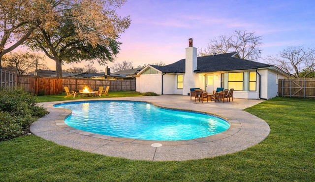 Golden DFW - Near Stadiums, Large Pool, Fire Pit