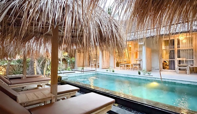 Golden Garuda Cottages at Diamond Beach