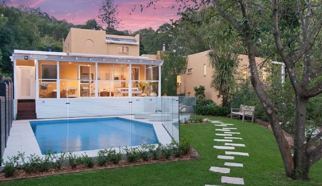 Golden Haven organic retreat with Magna pool