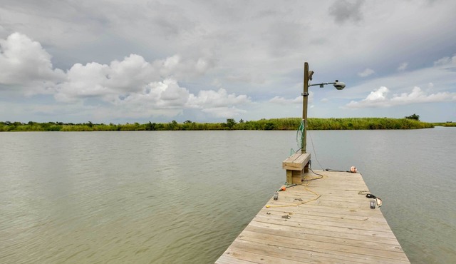 Golden Meadow Getaway: Waterfront Retreat w/Deck