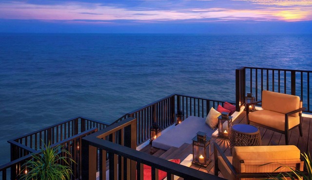 Golden Palm Tree Sepang