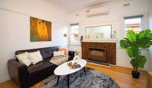 Golden & Perfectly Located Family Home at Hampton