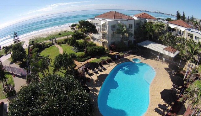 Golden Riviera Absolute Beachfront Resort