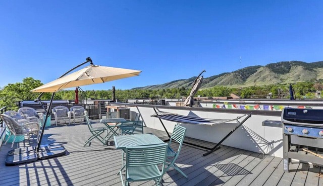 Golden Rooftop w/MTN Views -Walk to DT Golden/School of Mines + Red Rocks Close