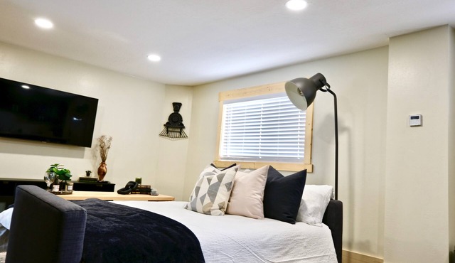 Golden Spike Stable Getaway in Downtown Tremonton