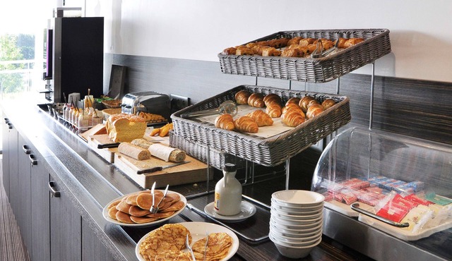 Golden Tulip Pornic Suites