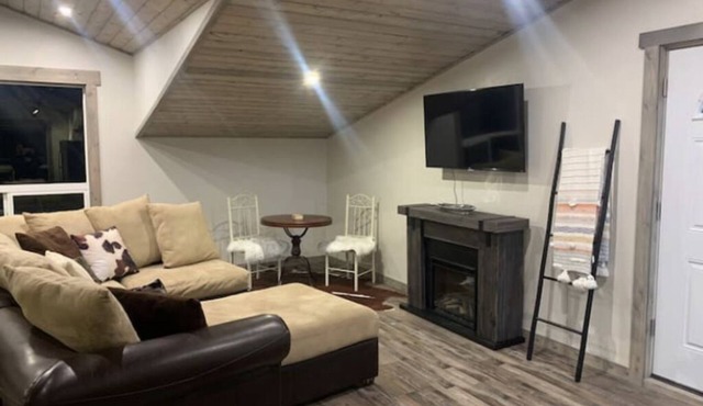 Golden Views In Every Direction!