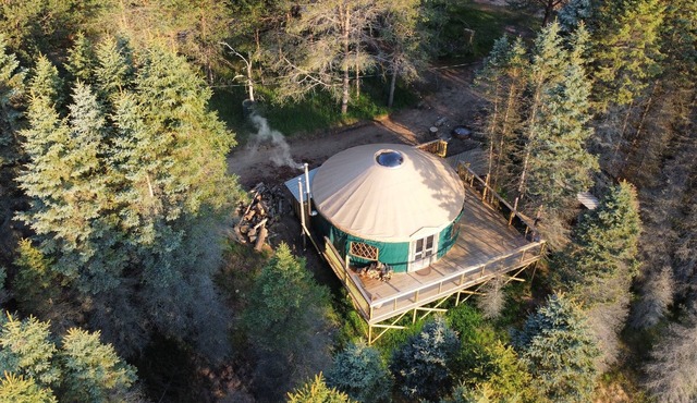 Golden Vista Yurt - Pet Friendly