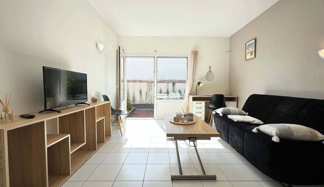 Golden Waves Aparthotel - Kiwi Residence