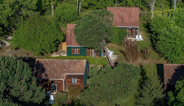 Goldfinch, Gîte in Saint-Avit-Senieur