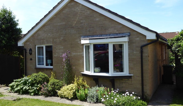 GOLDINGS, pet friendly, character holiday cottage in Wells