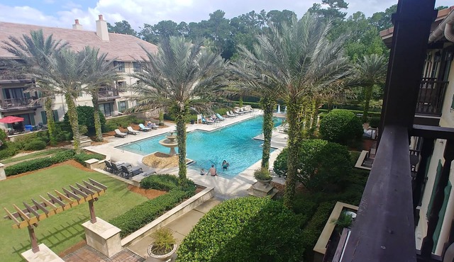 GOLF AVAILABLE! LUXURY CONDO IN WORLD GOLF VILLAGE, 2 BDRM, 2 BATH,