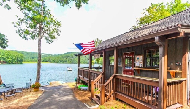 Golf Club Villas at Big Canoe - Spacious 2 Bedroom W/Full Kitchen