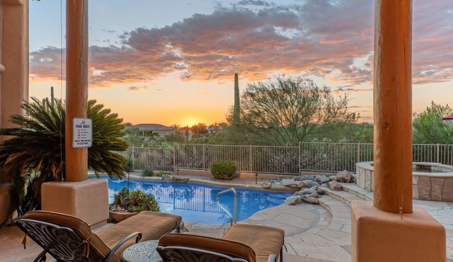 Golf Colony w/Golf, Mt & City Views: Salt H2O Pvt POOL, Spa, Kiva Fireplace, TVs All BRs