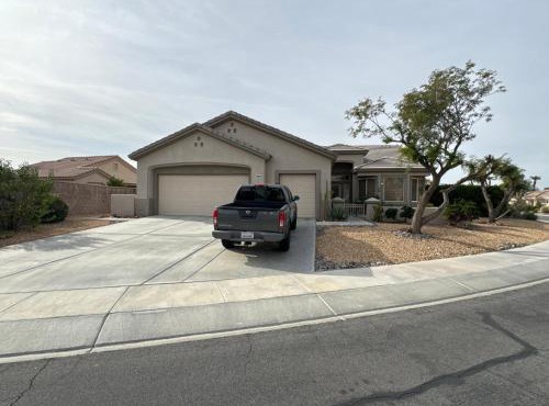 Golf Community Desert Getaway 3 Bedrooms 2 Bath