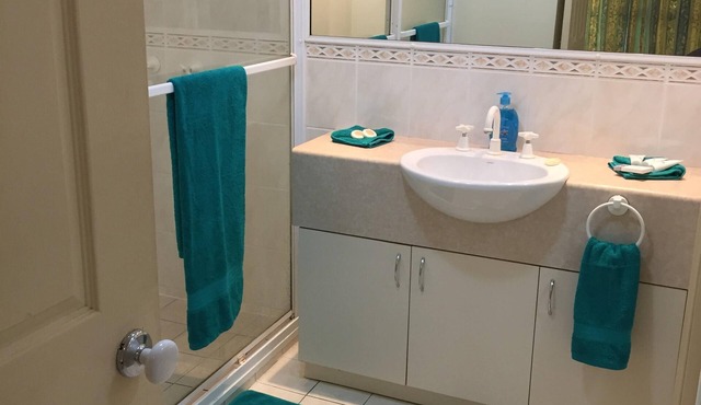 Golf Course Apartment/Within Trinity Links Resort/Selfcontained