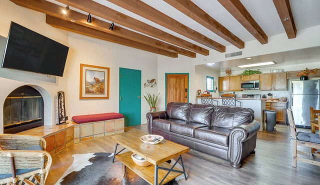 Golf Course & Mtn Views - Tucson Getaway!